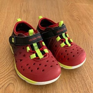 Toddler Stride Rite Made 2 Play water shoes, Size 5